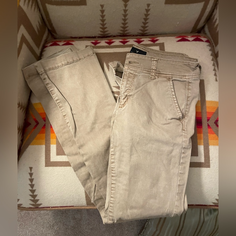 American Eagle Chinos